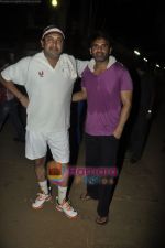 Sunil Shetty, Mahesh Manjrekar at CCL practice session in Santacruz, Mumbai on 23rd May 2011 (4).JPG